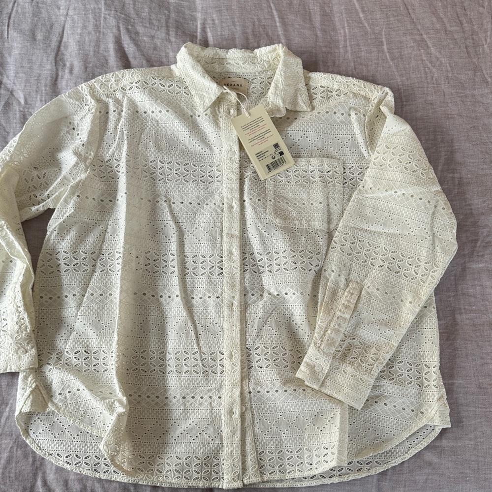 Sezane NWT 40/(large/medium)Max shirt in ecru embroidery style